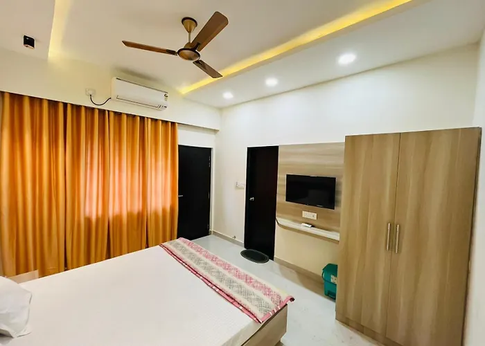 Log Inn Banaras