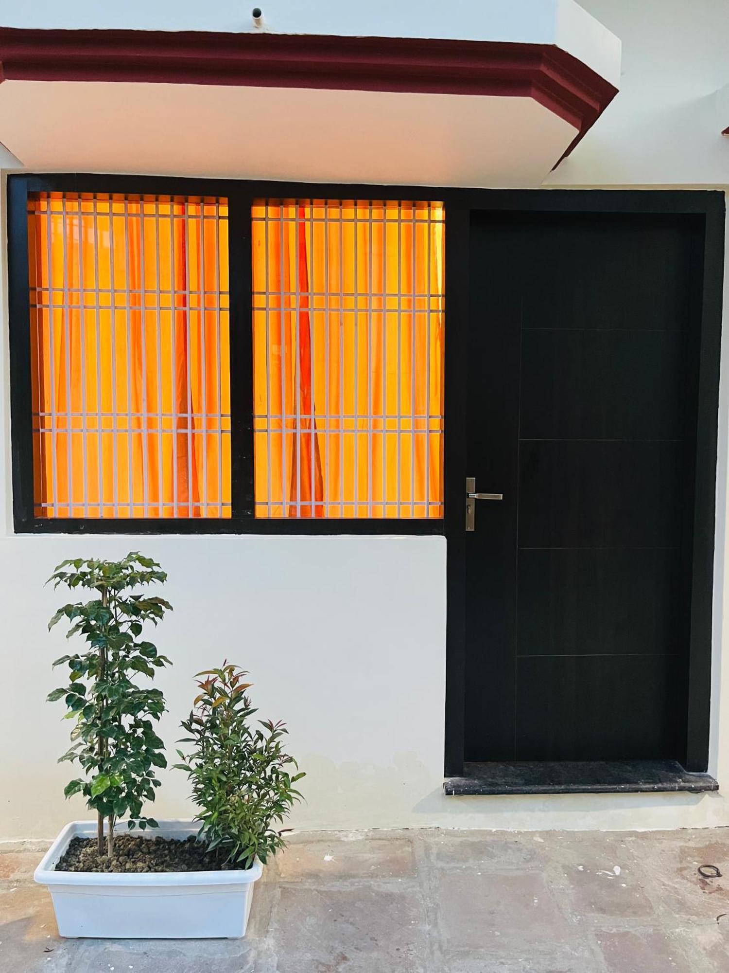 Log Banaras Guest house Varanasi