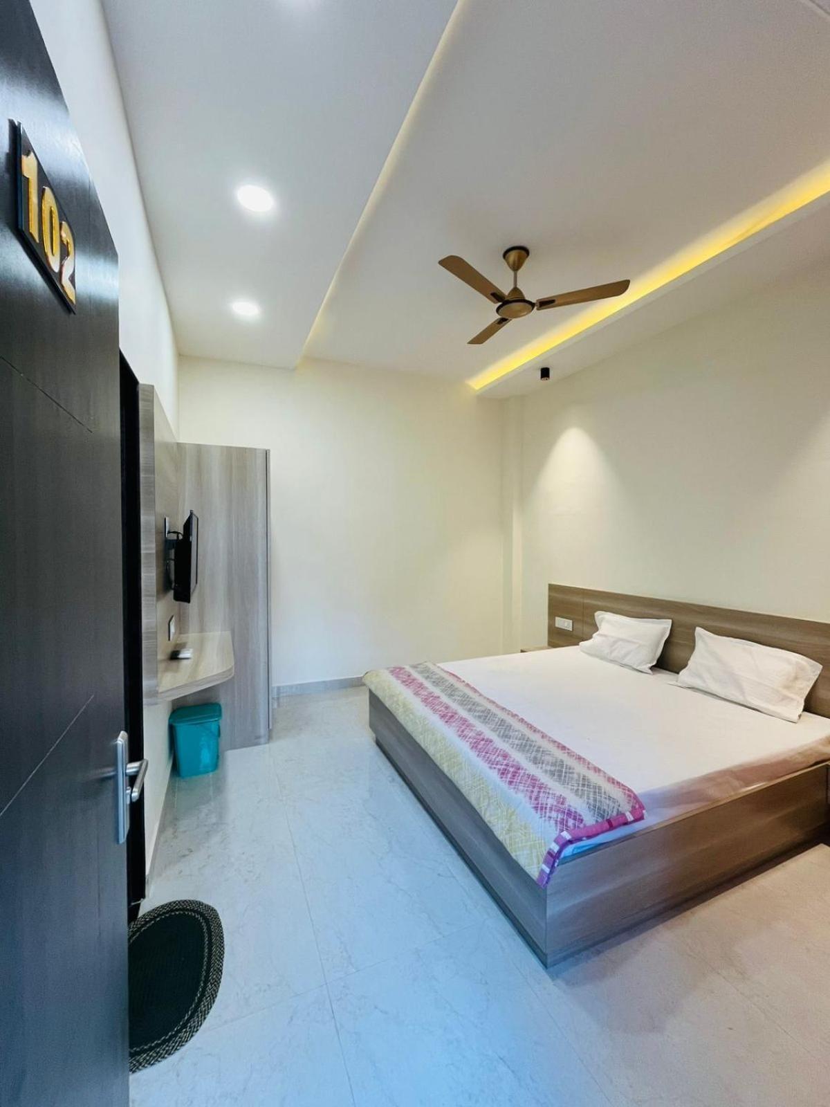 Guest house Log Banaras Varanasi
